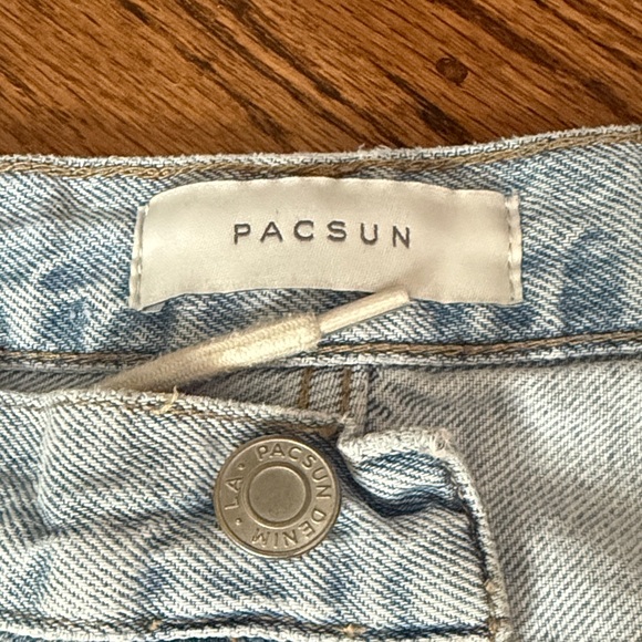 Pacsun Unisex Stylish Light Blue Women's Jeans extra baggy - Picture 4 of 16